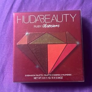 NWT eyeshadow pallet